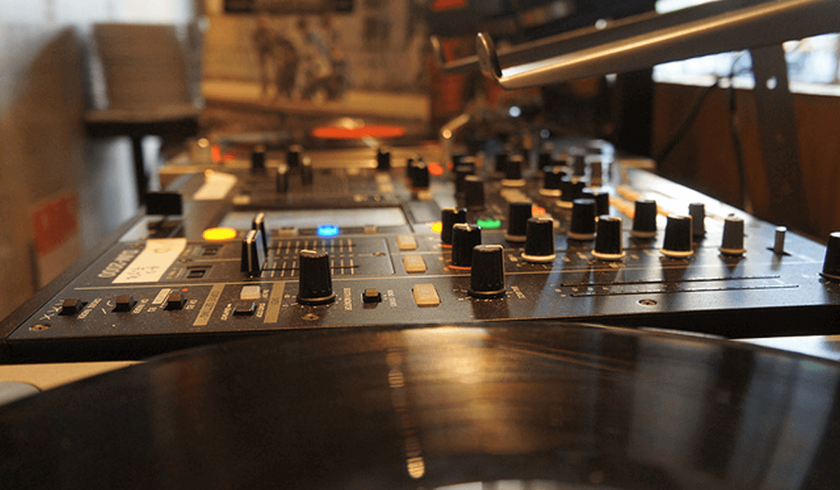 WEEKEND GARAGE TOKYO GALLERY 06